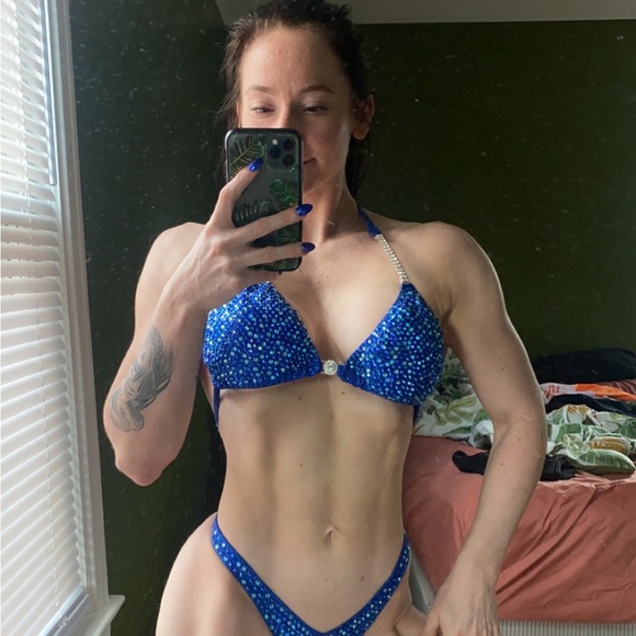 Meet your Posher, Kelly - Picture 4 of 5